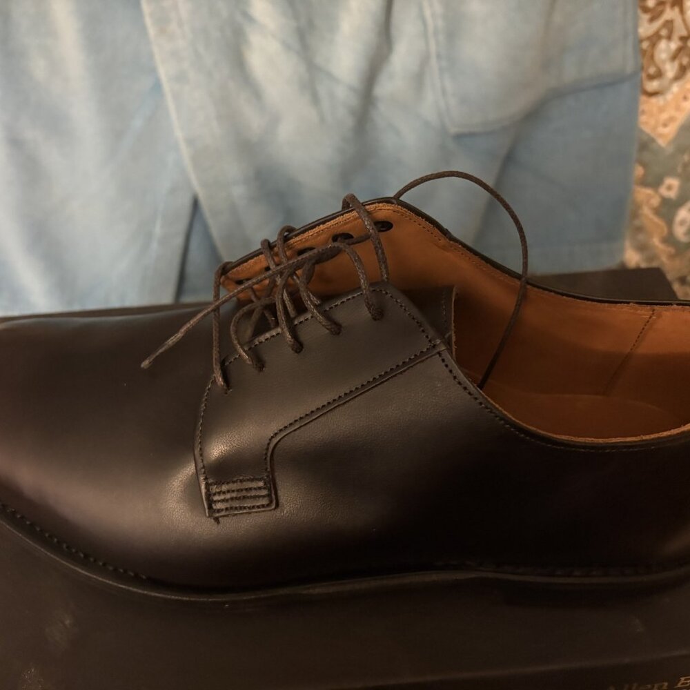 Men's dress shoes